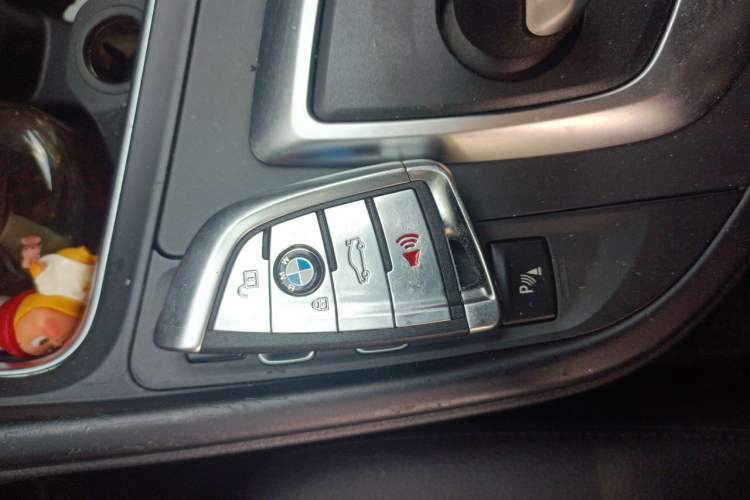 Used BMW 3 Series 2017 320Li Fashion Model Vehicle Key
