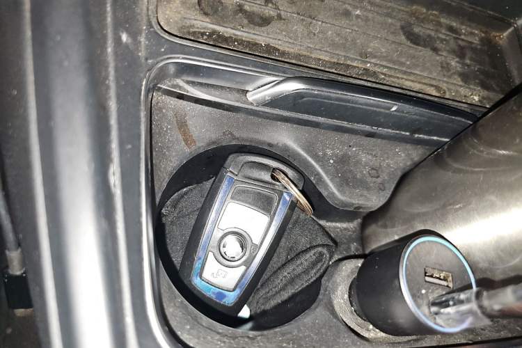 Used BMW 3 Series 2017 320i M Sport Vehicle Key