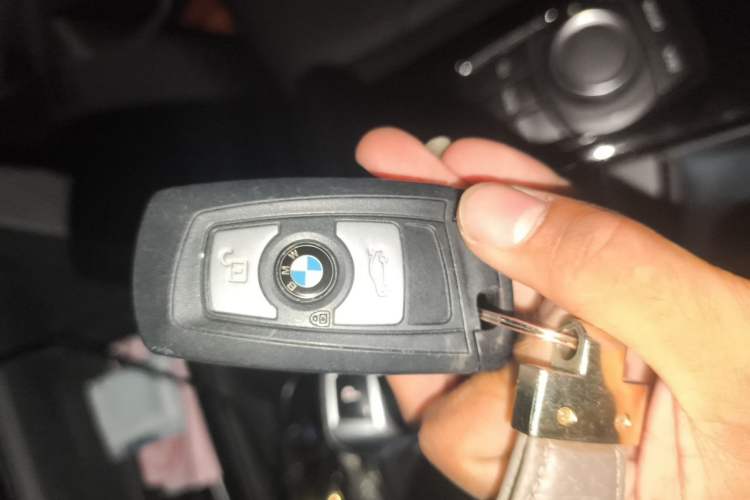 Used BMW 3 Series 2017 318Li Fashion Model Vehicle Key