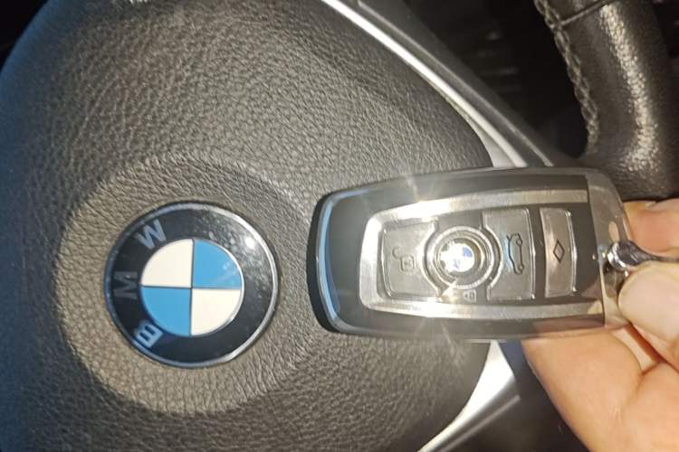 Used BMW 3 Series 2017 320Li Fashion Model Vehicle Key
