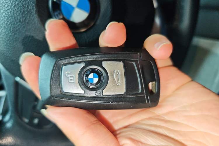 Used BMW 3 Series 2017 320Li Fashion Model Vehicle Key