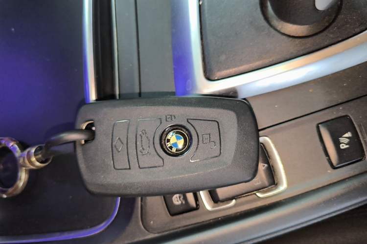 Used BMW 3 Series 2017 318Li Fashion Model Vehicle Key
