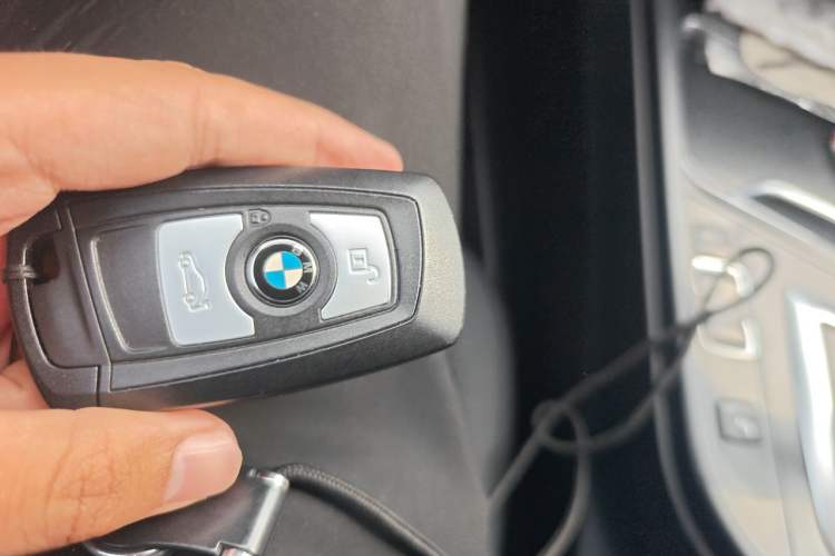 Used BMW 3 Series 2017 320Li Fashion Model Vehicle Key