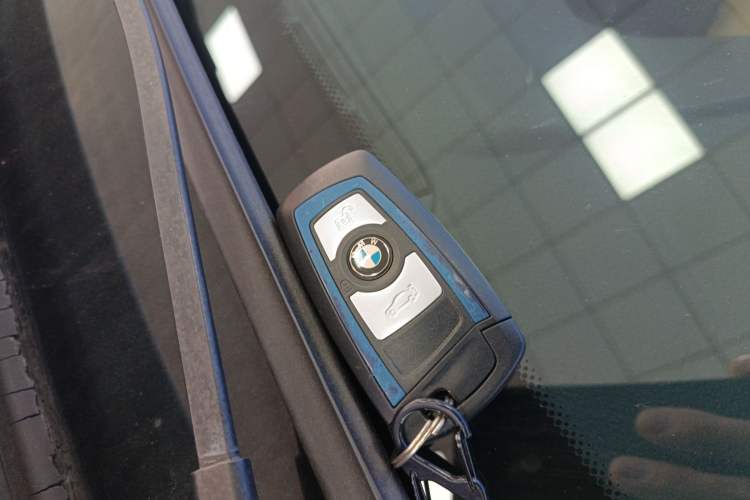 Used BMW 3 Series 2017 320Li M Sport Edition Vehicle Key