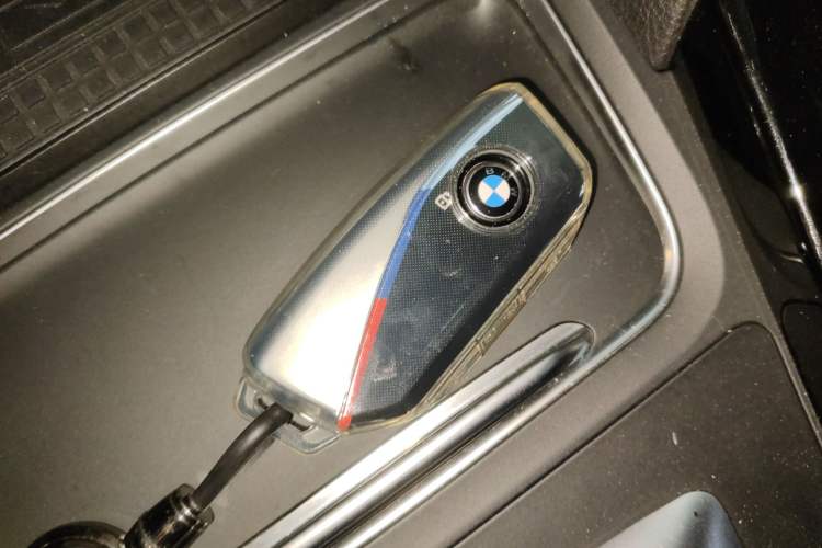 Used BMW 3 Series 2017 318i Fashion Model Vehicle Key