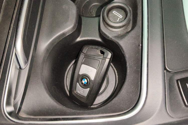 Used BMW 3 Series 2017 320Li Fashion Model Vehicle Key