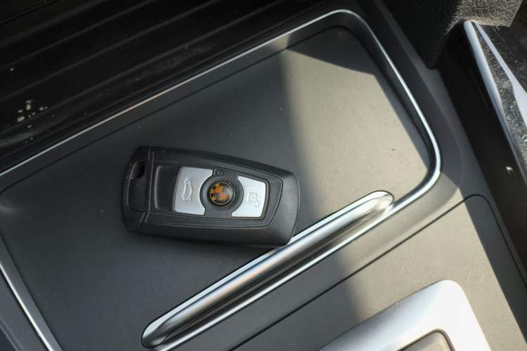 Used BMW 3 Series 2017 320Li xDrive Fashion Model Vehicle Key