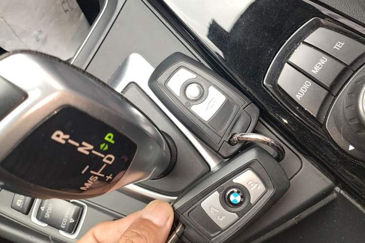 Used BMW 3 Series 2017 320Li Fashion Model Vehicle Key