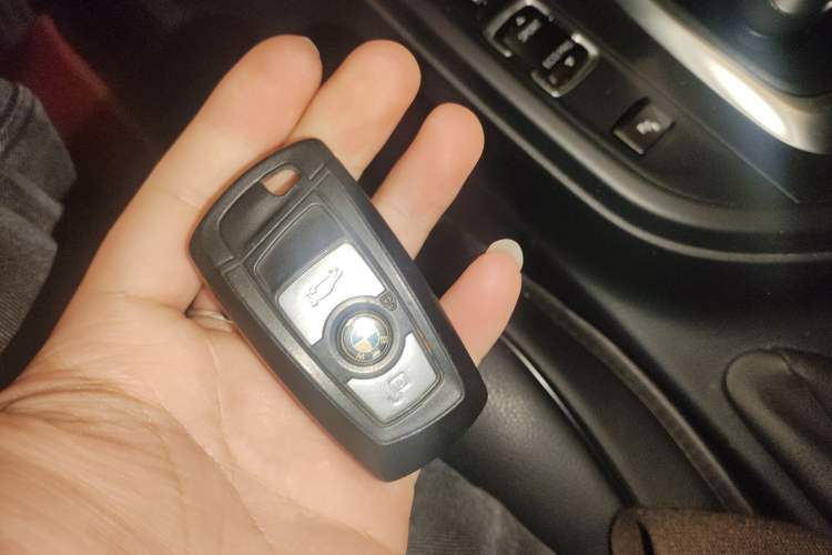 Used BMW 3 Series 2017 318Li Fashion Model Vehicle Key