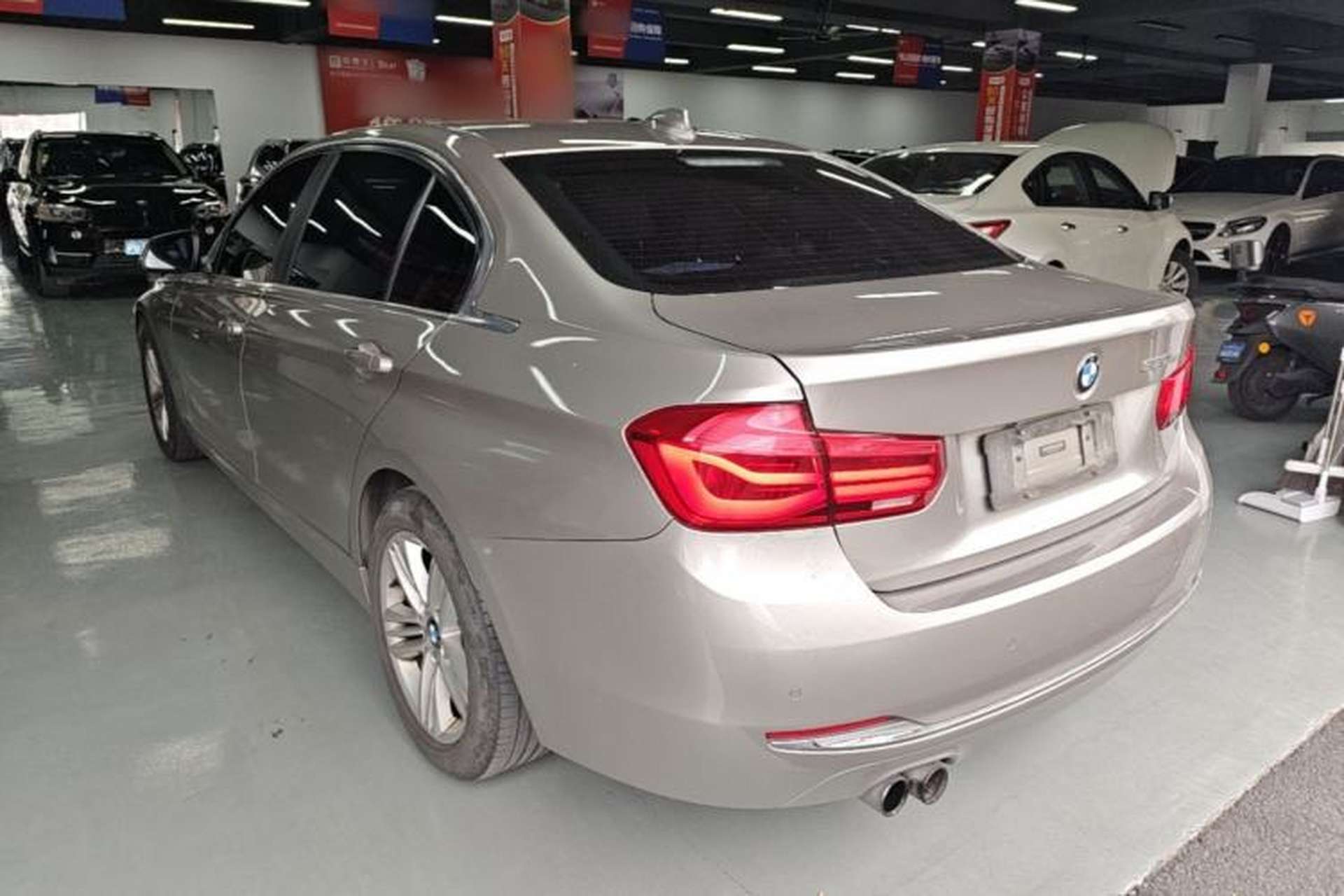 Used BMW 3 Series 2017 320Li Fashion Model Exterior 2