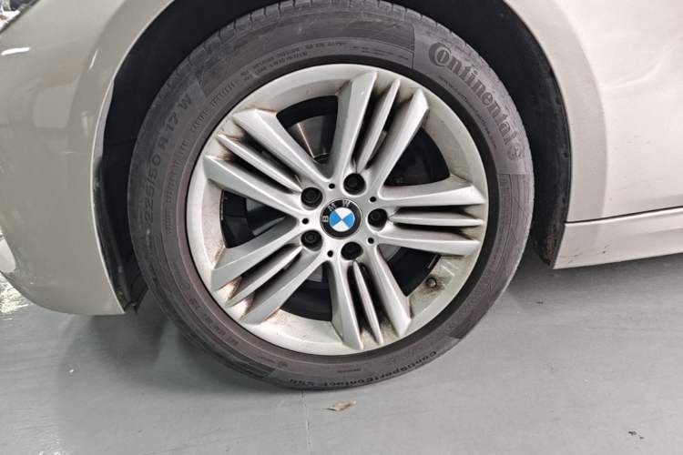 Used BMW 3 Series 2017 320Li Fashion Model Exterior 4