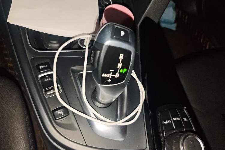 Used BMW 3 Series 2017 320Li Fashion Model Gear Lever
