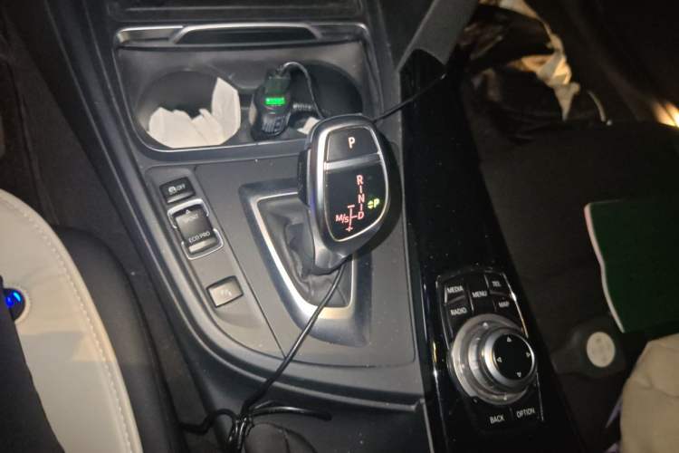 Used BMW 3 Series 2017 320Li M Sport Edition Gear Lever