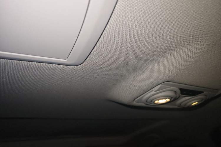 Used BMW 3 Series 2017 320Li M Sport Edition Headliner