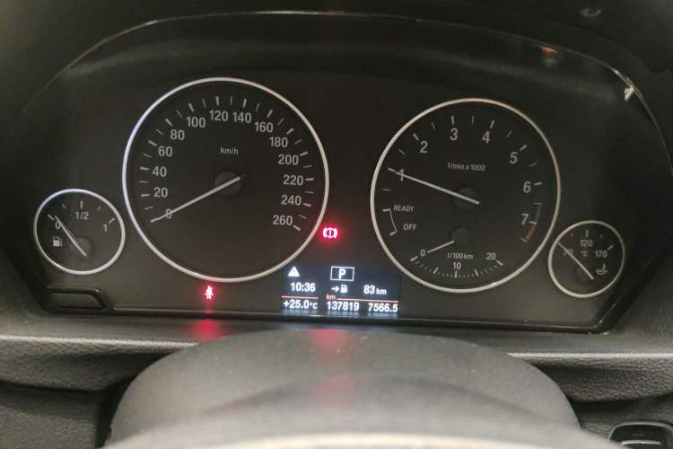Used BMW 3 Series 2017 318i Fashion Model Instrument Cluster