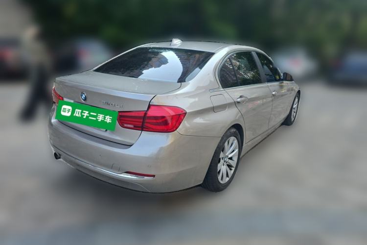 Used BMW 3 Series 2017 318Li Fashion Model Rear Right 45 Deg
