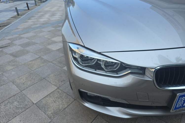 Used BMW 3 Series 2017 318Li Fashion Model Right Front Headlight