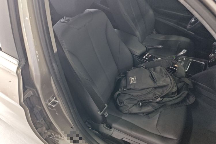 Used BMW 3 Series 2017 320Li Fashion Model Right Front Seat