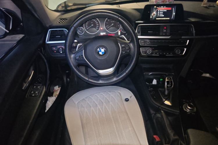 Used BMW 3 Series 2017 320Li M Sport Edition Steering Wheel