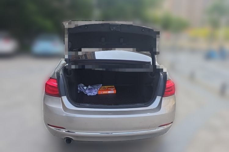 Used BMW 3 Series 2017 318Li Fashion Model Trunk