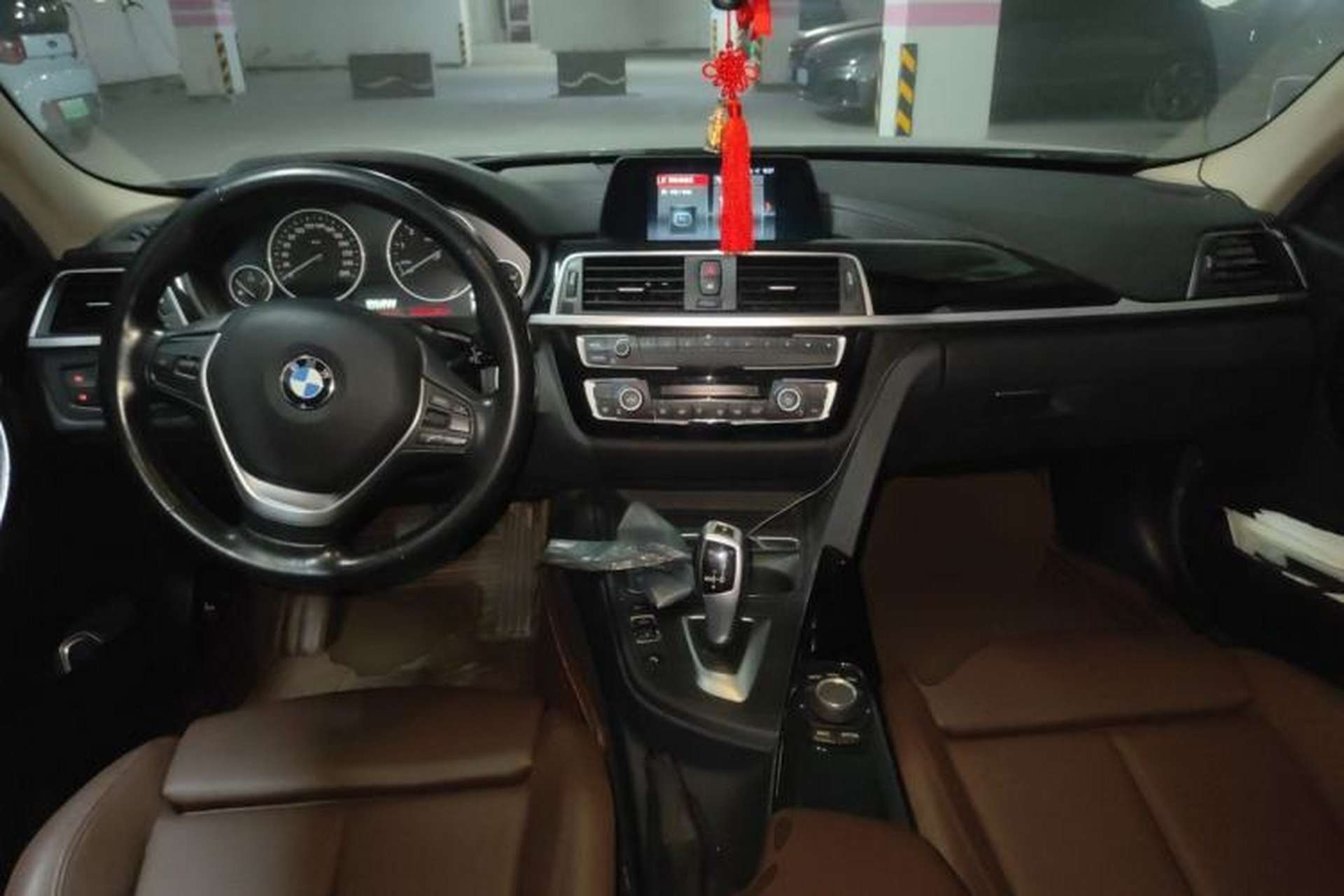 Used BMW 3 Series 2018 320Li Fashion Model Center Console