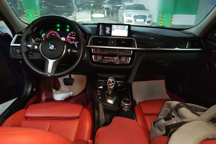 Used BMW 3 Series 2018 330Li M Sport Shadow Edition Center Console