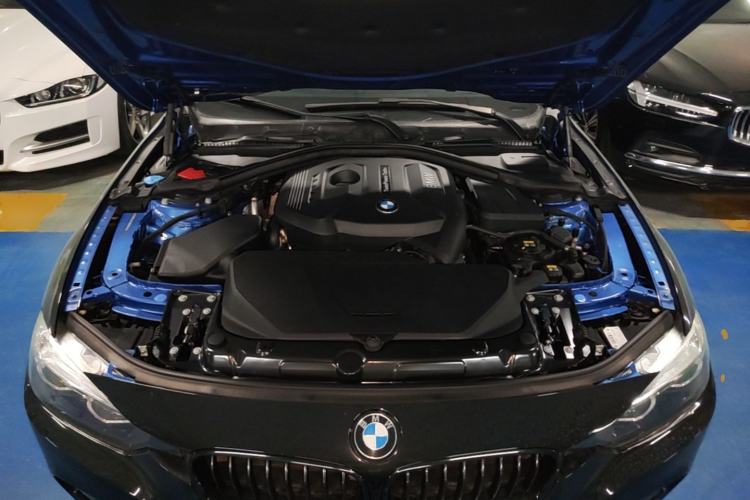 Used BMW 3 Series 2018 330Li M Sport Shadow Edition Engine Bay