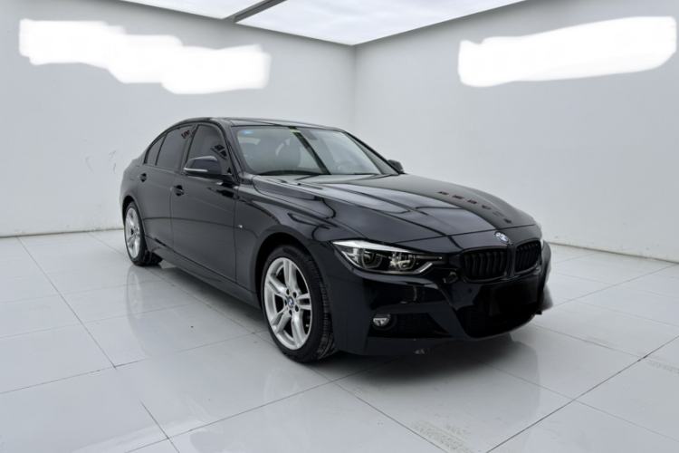 Used BMW 3 Series 2018 320i M Sport Package Exterior 2