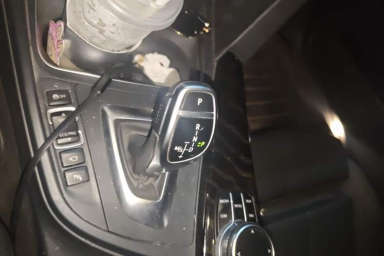 Used BMW 3 Series 2018 320Li M Sport Night Edition Gear Lever