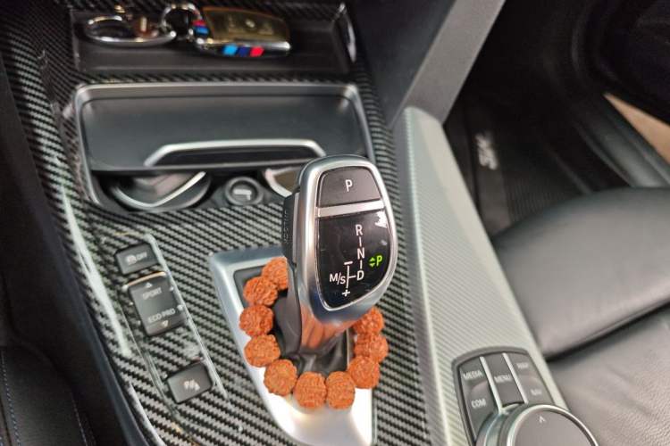 Used BMW 3 Series 2018 320i M Sport Night Edition Gear Lever