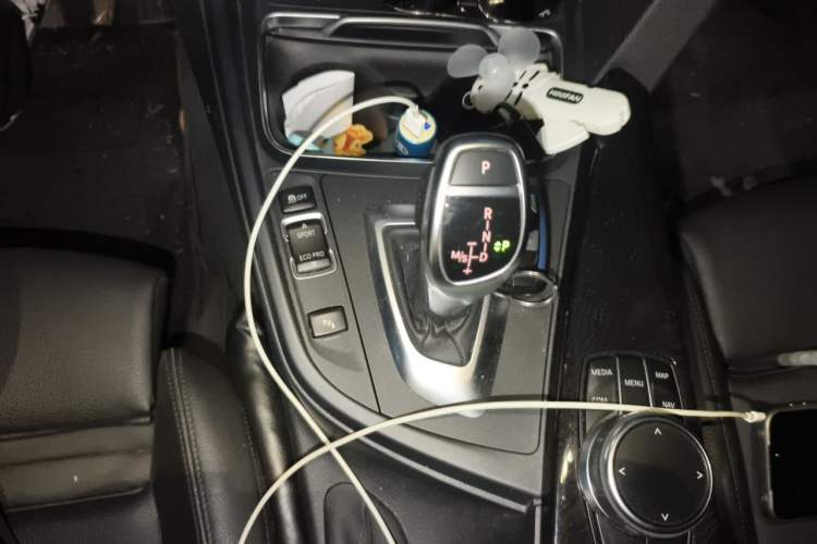 Used BMW 3 Series 2018 320Li M Sport Night Edition Gear Lever