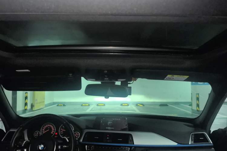 Used BMW 3 Series 2018 320i M Sport Package Headliner
