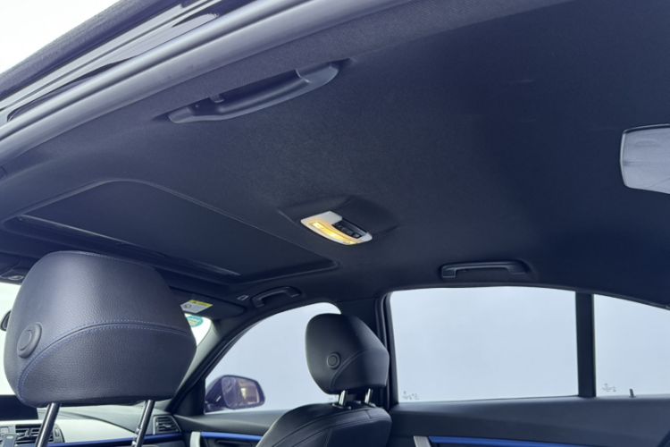 Used BMW 3 Series 2018 320i M Sport Package Headliner