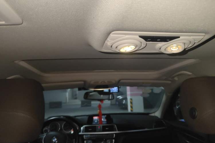 Used BMW 3 Series 2018 320Li Fashion Model Headliner