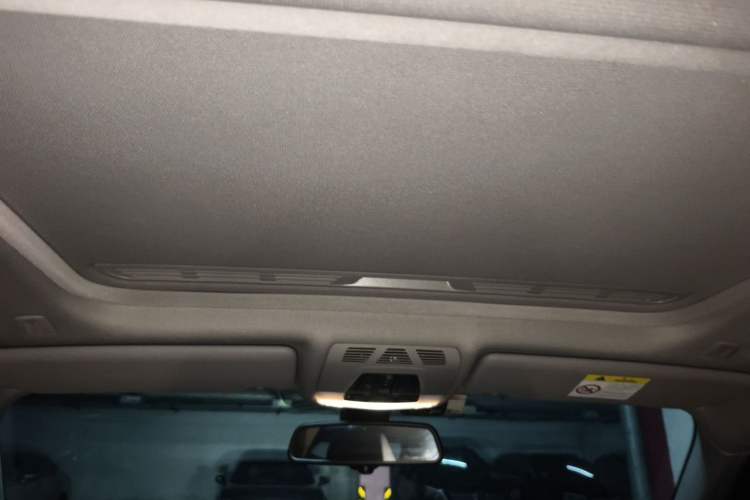 Used BMW 3 Series 2018 320Li M Sport Night Edition Headliner