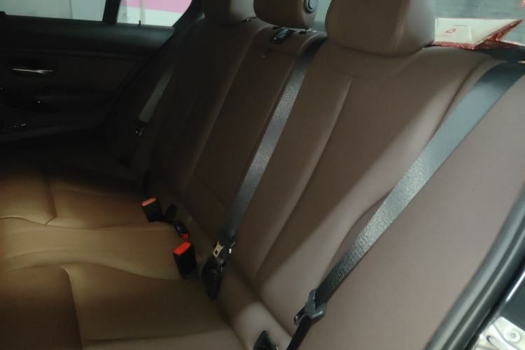 Used BMW 3 Series 2018 320Li Fashion Model Left Rear Seat