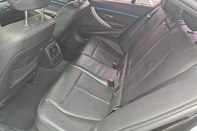 Used BMW 3 Series 2018 320i M Sport Package Left Rear Seat
