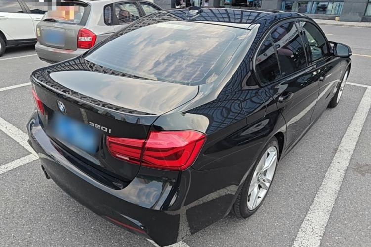 Used BMW 3 Series 2018 320i M Sport Package Rear Right 45 Deg