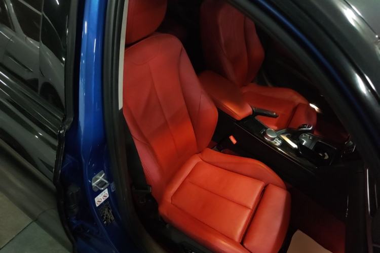 Used BMW 3 Series 2018 330Li M Sport Shadow Edition Right Front Seat