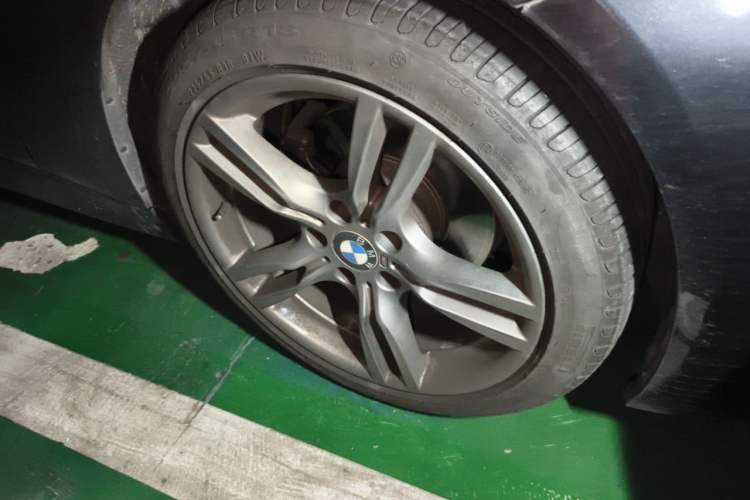 Used BMW 3 Series 2018 320Li M Sport Night Edition Right Front Wheel Hub