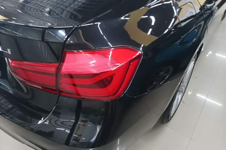 Used BMW 3 Series 2018 320Li Leading Model M Sport Package Right Rear Taillight