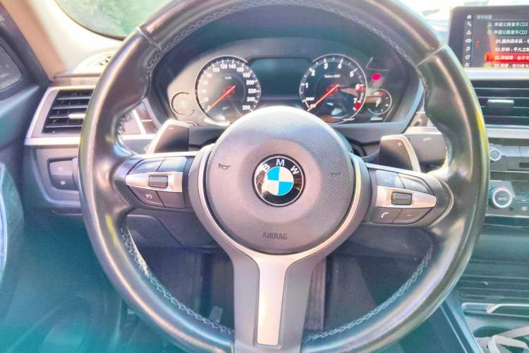 Used BMW 3 Series 2018 320Li Fashion Model Steering Wheel