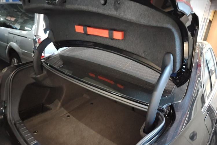 Used BMW 3 Series 2018 320Li Fashion Model Trunk
