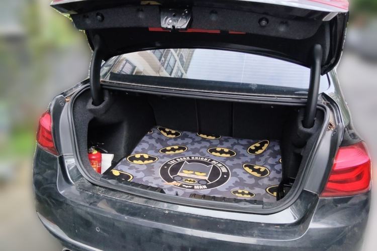 Used BMW 3 Series 2018 320Li Fashion Model Trunk