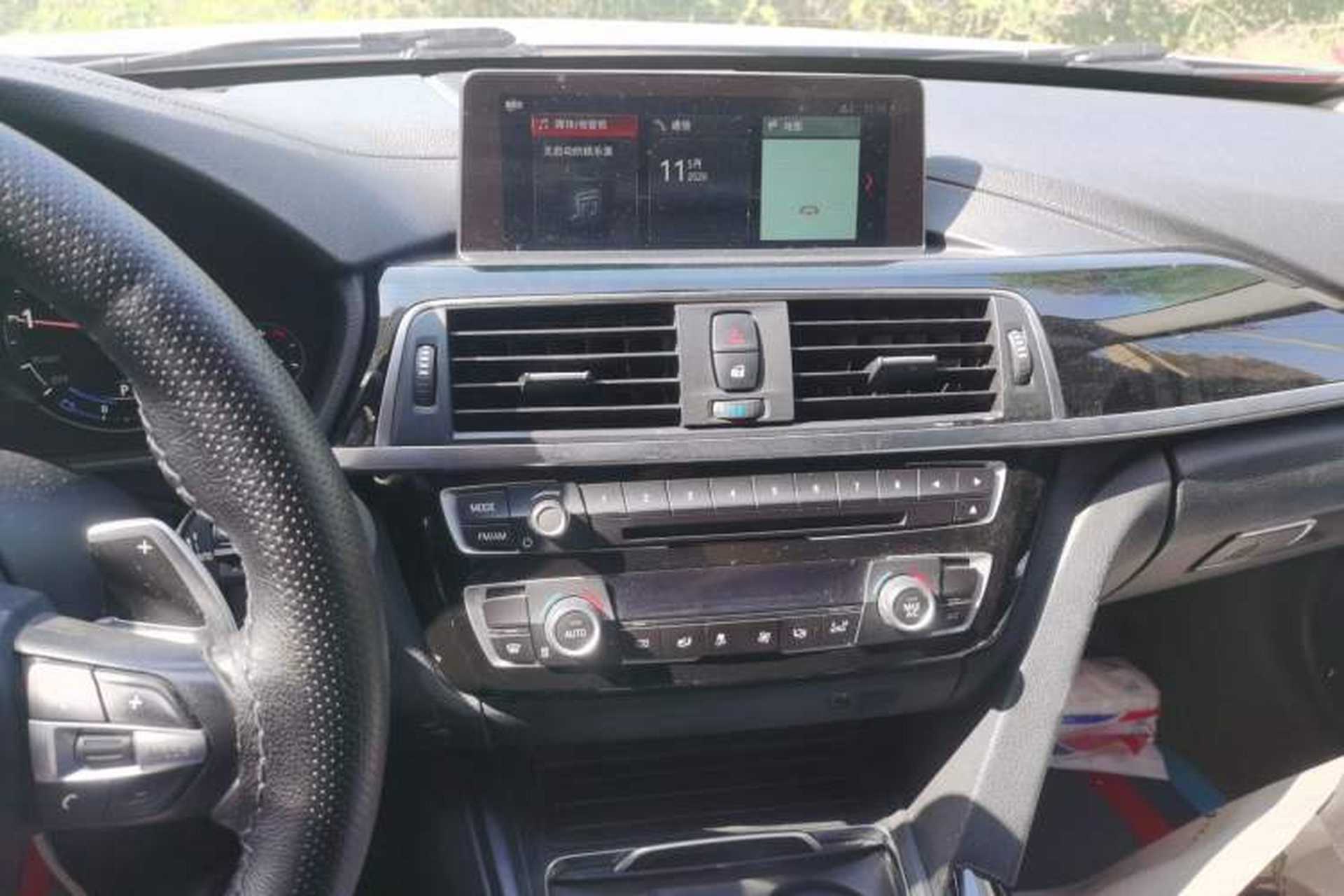 Used BMW 3 Series 2018 320Li Leading Model M Sport Package Audio And AC Panel