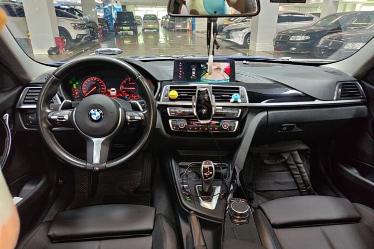 Used BMW 3 Series 2018 320Li Leading Model M Sport Package Center Console