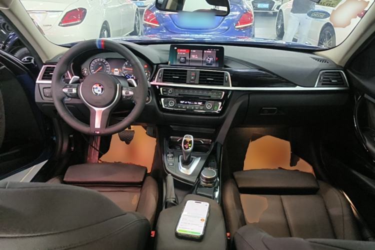 Used BMW 3 Series 2018 320Li Leading Model M Sport Package Center Console