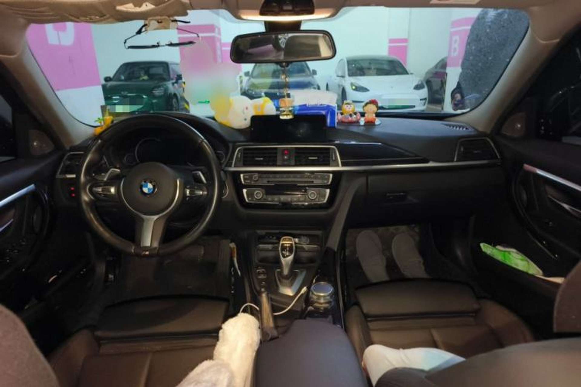 Used BMW 3 Series 2018 320Li M Sport Night Edition Center Console