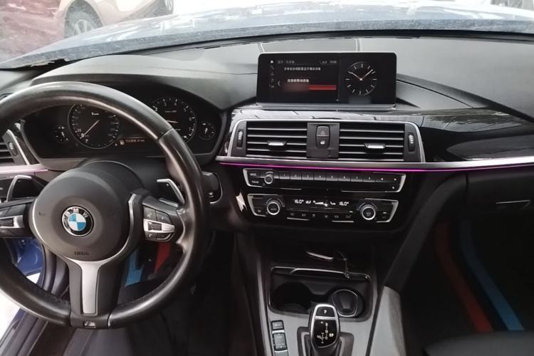 Used BMW 3 Series 2018 320Li Leading Model M Sport Package Center Console