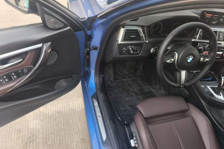 Used BMW 3 Series 2018 320Li M Sport Night Edition Driver Seat